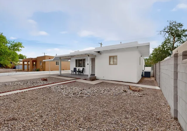 Photo 3 of Single family home for sale at 1409 Princeton Dr SE, Albuquerque, NM 87106 | MLS# 1109237 | Listing updated on 2026-10-01