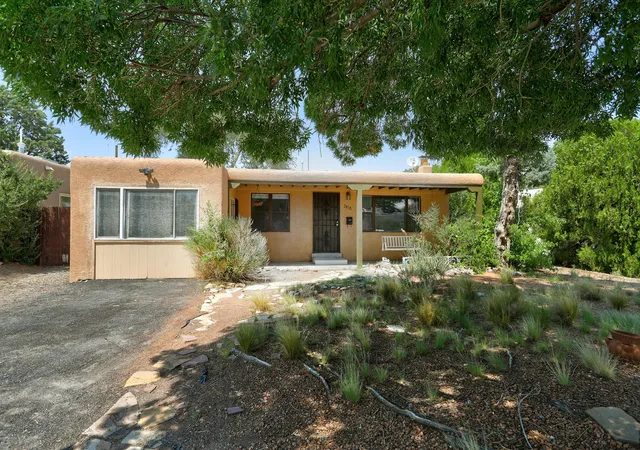 Photo 1 of Single family home for sale at 3815 Anderson Ave Se, Albuquerque, NM 87108 | MLS# 1109238 | Listing updated on 2026-09-15
