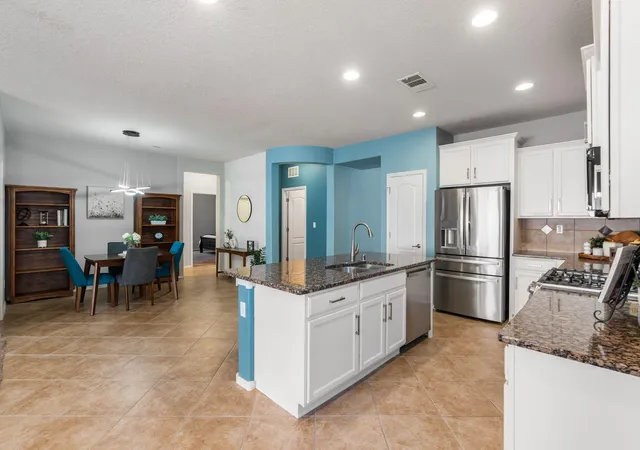 Photo 3 of Sale Pending at 2016 Desert Orchid Dr SE, Albuquerque, NM 87123 | MLS# 1109325 | Listing updated on 2026-09-04