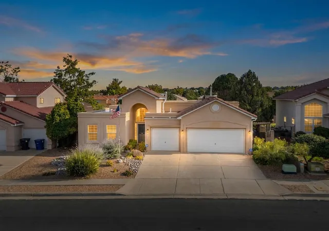 Photo 2 of Sale Pending at 4308 Rancho Centro Nw, Albuquerque, NM 87120 | MLS# 1109326 | Listing updated on 2026-08-31