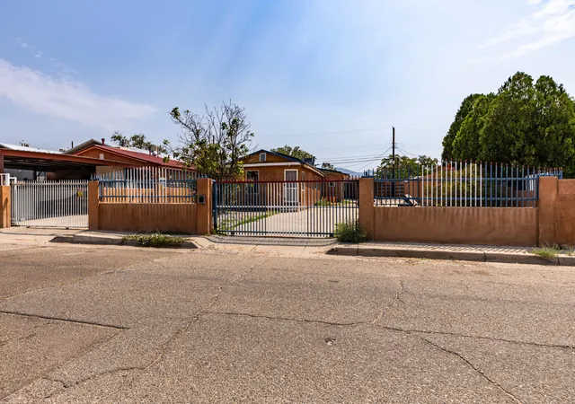 Photo 1 of Sale Pending at 416 Vermont St Ne, Albuquerque, NM 87108 | MLS# 1109328 | Listing updated on 2026-09-08