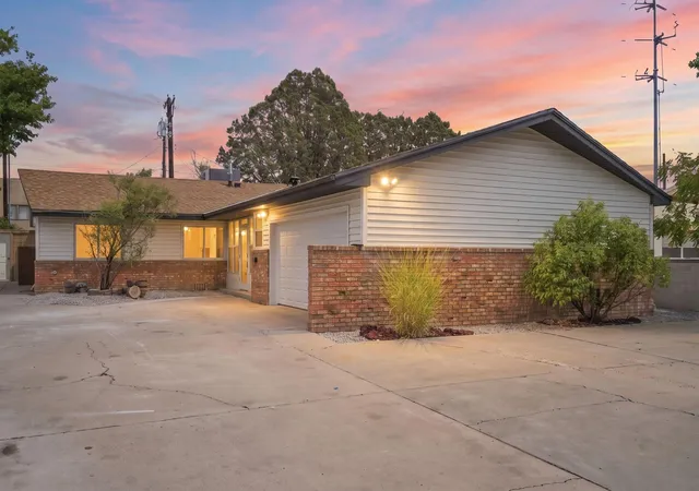 Photo 1 of Sale Pending at 1508 Rita Dr Ne, Albuquerque, NM 87106 | MLS# 1109332 | Listing updated on 2026-09-12