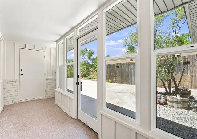 Photo 4 of Sale Pending at 1508 Rita Dr NE, Albuquerque, NM 87106 | MLS# 1109332 | Listing updated on 2026-09-12