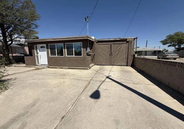 Photo 1 of Single family home for sale at 109 La Plata Rd Nw, Albuquerque, NM 87107 | MLS# 1109345 | Listing updated on 2026-09-15