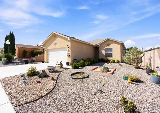 Photo 2 of Single family home for sale at 308 Sunrise Blfs Dr, Belen, NM 87002 | MLS# 1109356 | Listing updated on 2026-09-11