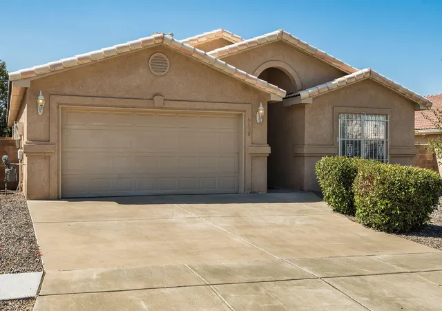 Photo 2 of Sale Pending at 6612 Ladrillo Pl Ne, Albuquerque, NM 87113 | MLS# 1109358 | Listing updated on 2026-09-13