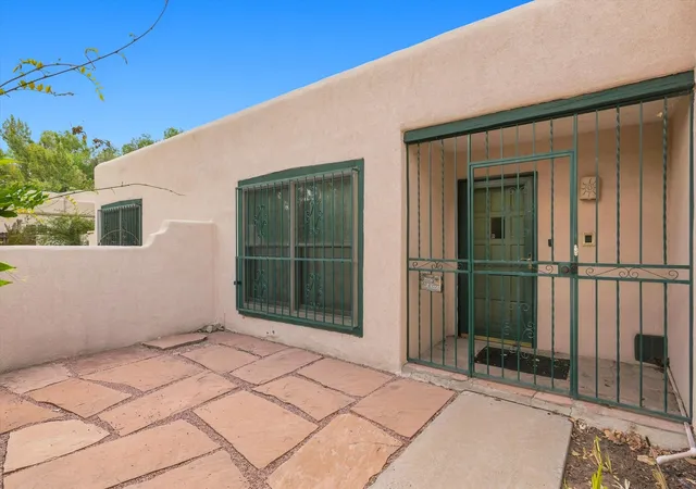 Photo 3 of Single family home for sale at 3219 La Mancha Dr NW, Albuquerque, NM 87104 | MLS# 1109412 | Listing updated on 2026-09-23