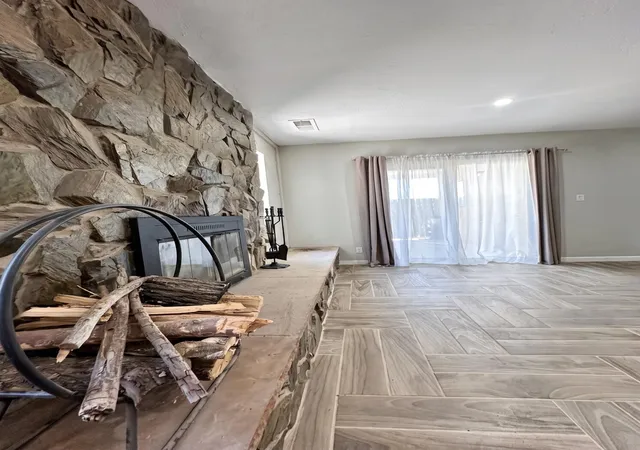 Photo 4 of Sale Pending at 80 N Sienna Ct NE, Rio Rancho, NM 87124 | MLS# 1109427 | Listing updated on 2026-09-28
