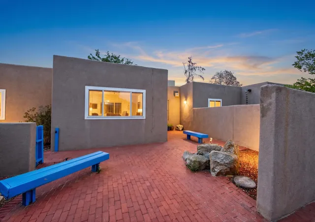 Photo 3 of Single family home for sale at 911 Palmas Altas Dr Se, Rio Rancho, NM 87124 | MLS# 1109451 | Listing updated on 2026-09-04