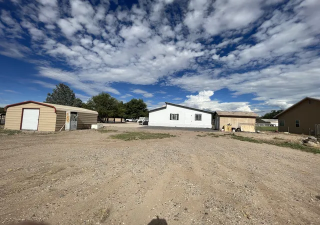 Photo 3 of Manufactured home for sale at 1415 Donna Rd, Bosque Farms, NM 87068 | MLS# 1109453 | Listing updated on 2026-09-17