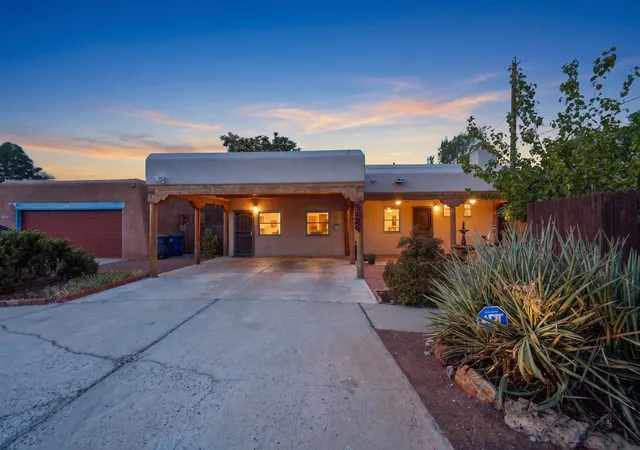 Photo 2 of Single family home for sale at 1207 Claire Ct Nw, Albuquerque, NM 87104 | MLS# 1109463 | Listing updated on 2026-09-12