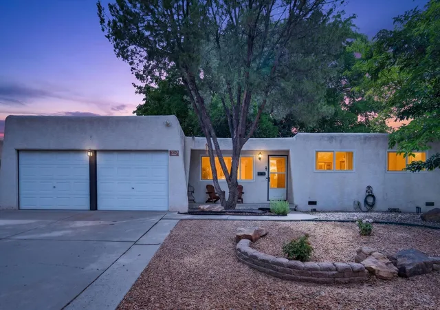 Photo 1 of Sale Pending at 3200 Christine St Ne, Albuquerque, NM 87111 | MLS# 1109469 | Listing updated on 2026-08-31