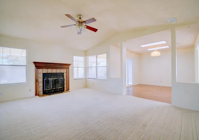 Photo 3 of Sale Pending at 4313 Snowden Ct Ne, Rio Rancho, NM 87124 | MLS# 1109471 | Listing updated on 2026-09-21