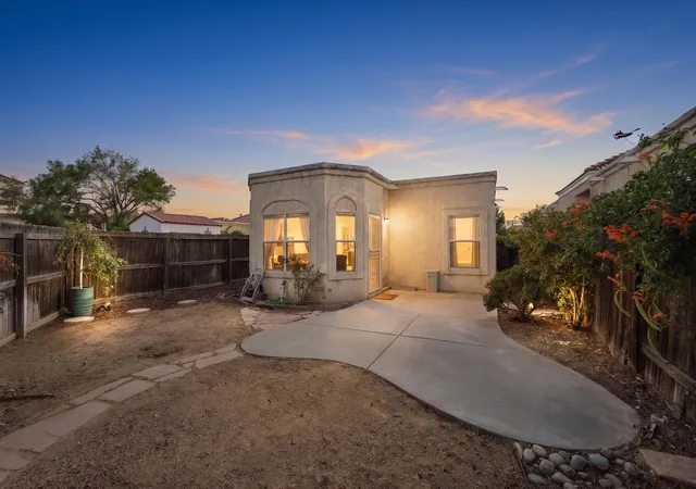 Photo 3 of Single family home for sale at 6912 Los Alisos Ct NW, Albuquerque, NM 87120 | MLS# 1109508 | Listing updated on 2026-10-07