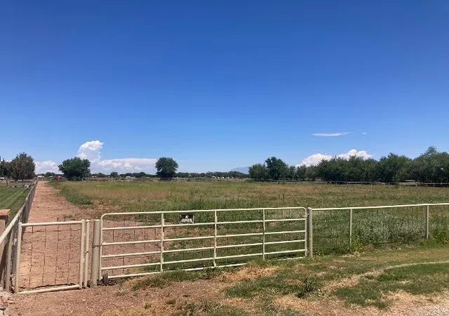 Photo 1 of Sale Pending at 240 Sutton Ln, Bosque Farms, NM 87068 | MLS# 1109515 | Listing updated on 2026-09-10