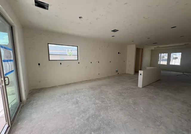 Photo 3 of Single family home for sale at 6154 Diebenkorn Dr Se, Albuquerque, NM 87106 | MLS# 1109438 | Listing updated on 2026-09-23