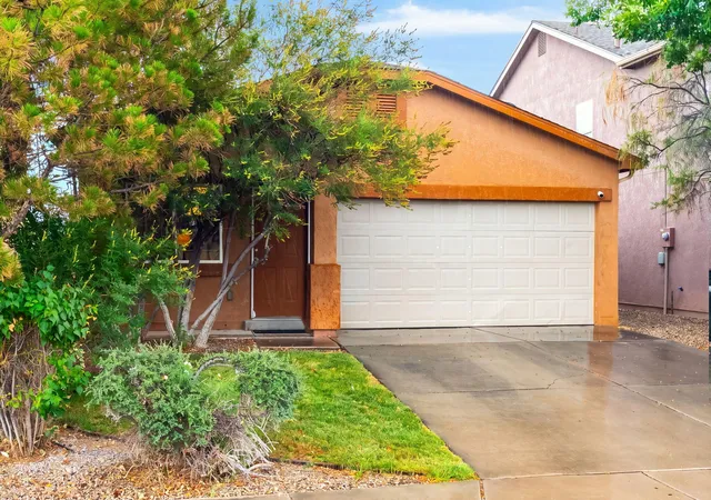 Photo 2 of Sale Pending at 3808 Lonesome Ridge St Ne, Rio Rancho, NM 87144 | MLS# 1109584 | Listing updated on 2026-08-31