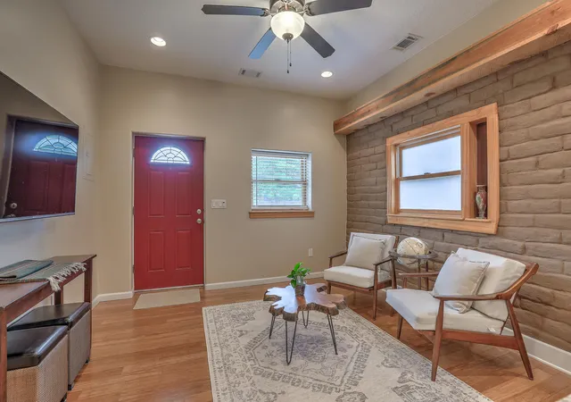 Photo 4 of Sale Pending at 1217 11Th St Nw, Albuquerque, NM 87104 | MLS# 1109591 | Listing updated on 2026-10-03