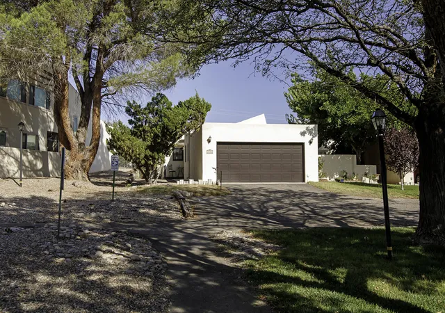 Townhouse for sale at 3300 Saint Andrews Dr Se, Rio Rancho, NM 87124 | MLS# 1109633