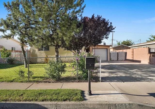 Photo 2 of Single family home for sale at 1612 Towner Ave Nw, Albuquerque, NM 87104 | MLS# 1109642 | Listing updated on 2026-09-10