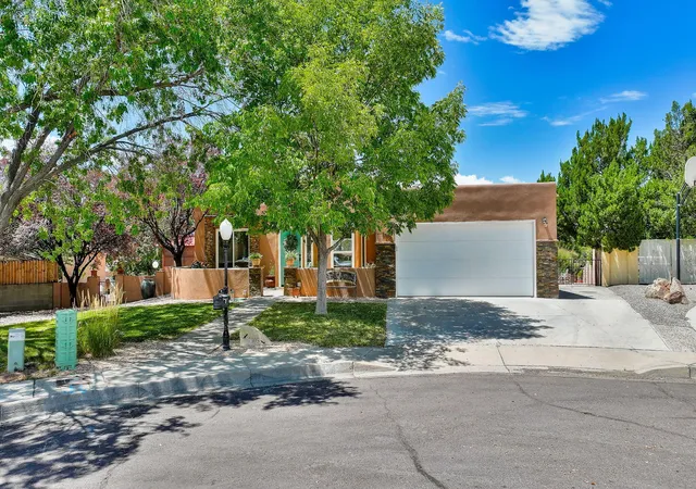 Photo 3 of Sale Pending at 7305 Freedom Ct Ne, Albuquerque, NM 87109 | MLS# 1109647 | Listing updated on 2026-09-19