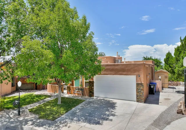 Photo 3 of Sale Pending at 7305 Freedom Ct Ne, Albuquerque, NM 87109 | MLS# 1109647 | Listing updated on 2026-10-05