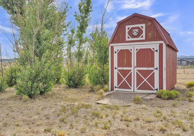 Photo 4 of Manufactured home for sale at 13 Northland Ct, Edgewood, NM 87015 | MLS# 1109678 | Listing updated on 2026-09-23