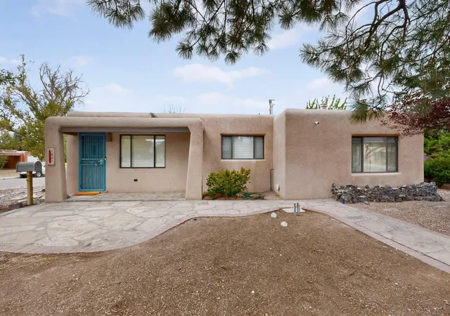 Photo 2 of Sale Pending at 1601 Hendola Dr Ne, Albuquerque, NM 87110 | MLS# 1109685 | Listing updated on 2026-09-02
