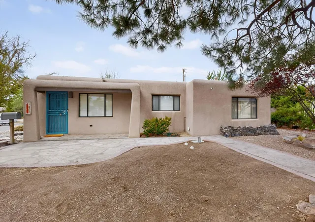 Photo 3 of Sale Pending at 1601 Hendola Dr Ne, Albuquerque, NM 87110 | MLS# 1109685 | Listing updated on 2026-09-02