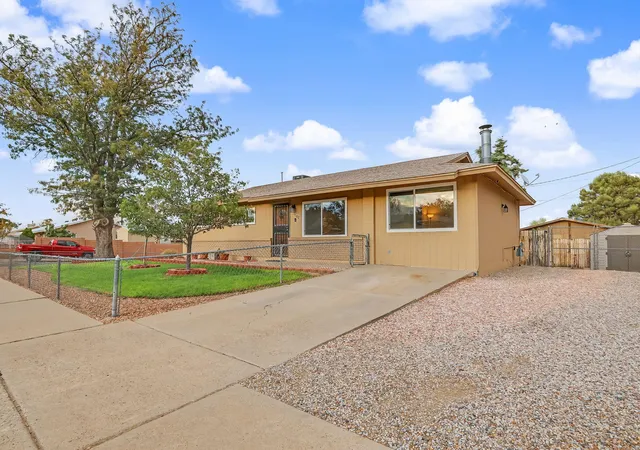 Photo 3 of Sale Pending at 1502 Delgado Dr Sw, Albuquerque, NM 87121 | MLS# 1109692 | Listing updated on 2026-09-09