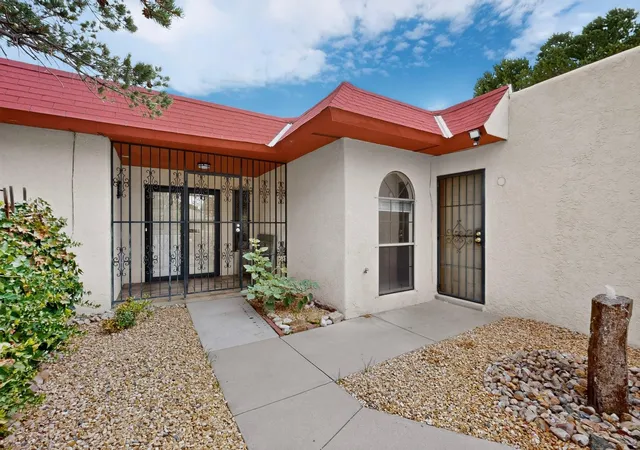 Photo 3 of Single family home for sale at 9919 Academy Knolls Dr Dr Ne, Albuquerque, NM 87111 | MLS# 1109731 | Listing updated on 2026-09-22