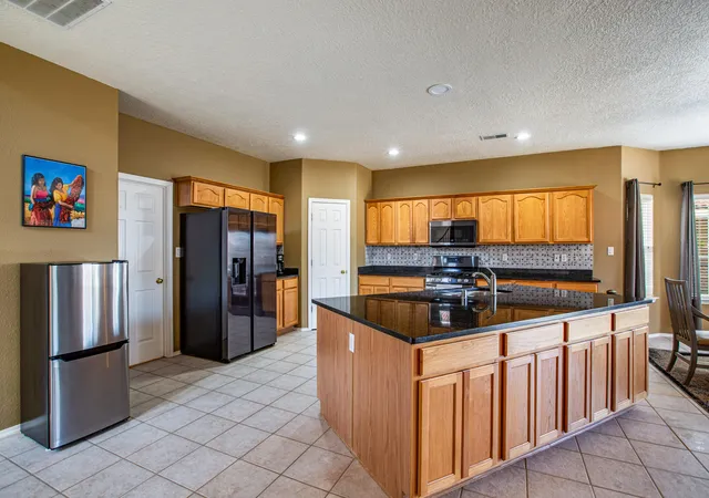Photo 4 of Sale Pending at 9400 Stormcloud Ave Nw, Albuquerque, NM 87120 | MLS# 1109740 | Listing updated on 2026-09-12