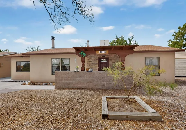 Photo 3 of Sale Pending at 1652 Domain Loop Se, Rio Rancho, NM 87124 | MLS# 1109763 | Listing updated on 2026-10-03