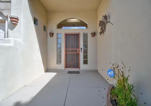 Photo 2 of Single family home for sale at 6624 High Ridge Pl Ne, Albuquerque, NM 87111 | MLS# 1109784 | Listing updated on 2026-09-29