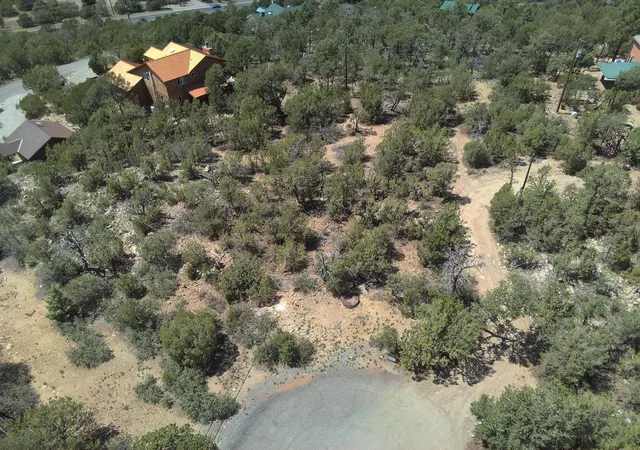 Photo 3 of Sale Pending at 5 Mulberry Loop, Cedar Crest, NM 87008 | MLS# 1109786 | Listing updated on 2026-08-31