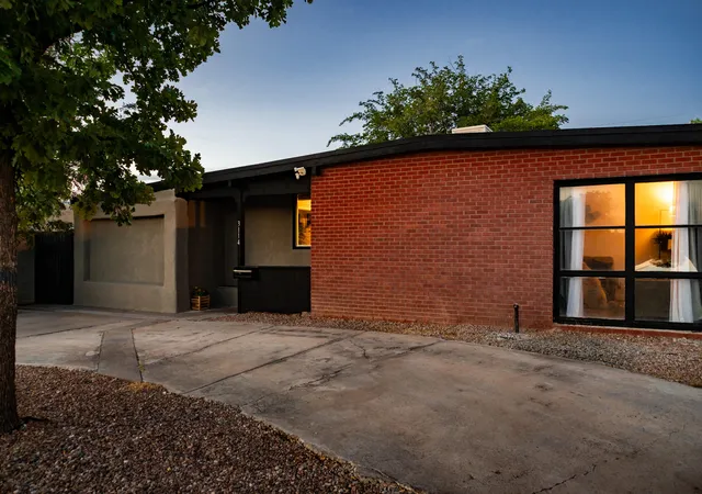 Photo 3 of Single family home for sale at 3114 Morningside Dr Ne, Albuquerque, NM 87110 | MLS# 1109791 | Listing updated on 2026-09-12