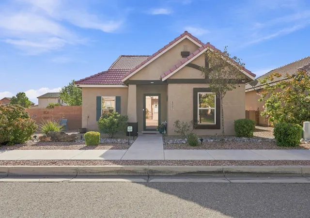 Photo 1 of Sale Pending at 800 Palo Duro Dr, Bernalillo, NM 87004 | MLS# 1109801 | Listing updated on 2026-09-01
