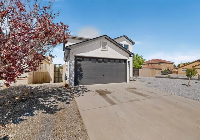 Photo 3 of Single family home for sale at 6901 Zinnia Pl Nw, Albuquerque, NM 87121 | MLS# 1109808 | Listing updated on 2026-09-09