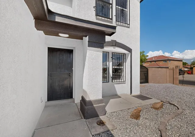 Photo 4 of Single family home for sale at 6901 Zinnia Pl Nw, Albuquerque, NM 87121 | MLS# 1109808 | Listing updated on 2026-09-09