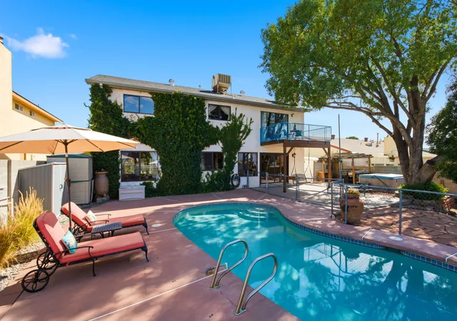 Photo 4 of Sale Pending at 6845 Vivian Dr Ne, Albuquerque, NM 87109 | MLS# 1109820 | Listing updated on 2026-09-02
