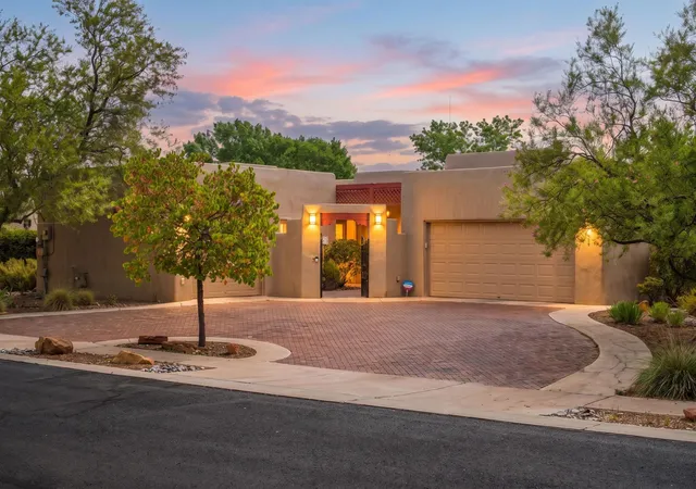 Photo 1 of Sale Pending at 500 Laguna Seca Ln Nw, Albuquerque, NM 87104 | MLS# 1109831 | Listing updated on 2026-09-14