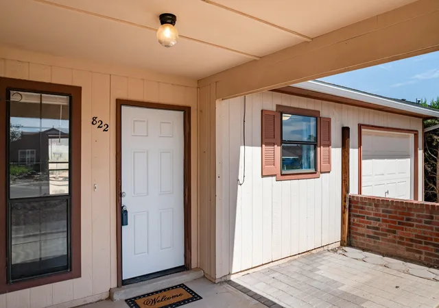 Photo 3 of Sale Pending at 822 Buckboard Rd Se, Rio Rancho, NM 87124 | MLS# 1109834 | Listing updated on 2026-09-30