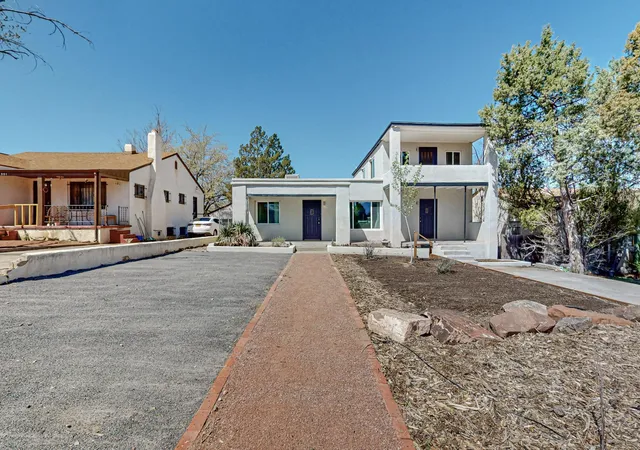 Photo 1 of Single family home for sale at 211 Amherst Dr Se, Albuquerque, NM 87106 | MLS# 1109837 | Listing updated on 2026-09-05