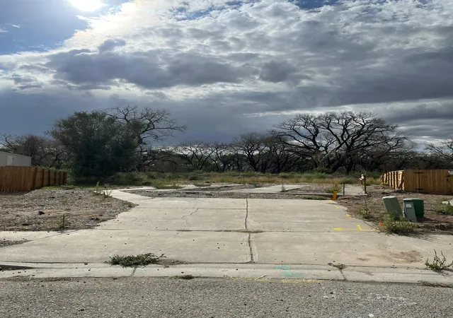 Photo 1 of Sale Pending at 1234 Las Rosas Dr Se, Los Lunas, NM 87031 | MLS# 1109841 | Listing updated on 2026-09-05