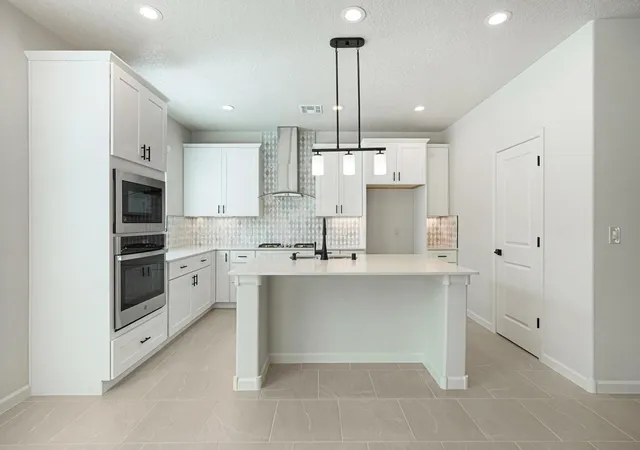 Photo 4 of Townhouse for sale at 4324 Wymont Cir Ne, Albuquerque, NM 87109 | MLS# 1109861 | Listing updated on 2026-09-18