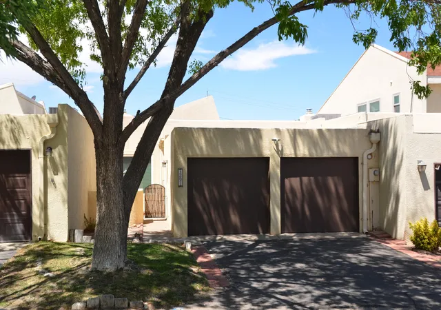 Townhouse for sale at 3291 Esplanade Cir Se, Rio Rancho, NM 87124 | MLS# 1109862