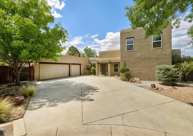 Photo 1 of Single family home for sale at 6425 Guadalupe Pl Nw, Los Ranchos, NM 87107 | MLS# 1109876 | Listing updated on 2026-09-12