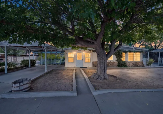 Photo 2 of Single family home for sale at 1860 Elena Cir Sw, Albuquerque, NM 87105 | MLS# 1109879 | Listing updated on 2026-09-02