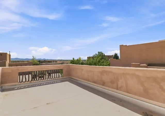 Photo 4 of Single family home for sale at 4708 Contenta Ridge, Santa Fe, NM 87507 | MLS# 1109881 | Listing updated on 2026-09-24