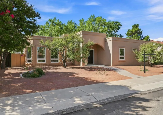 Photo 1 of Sale Pending at 7516 Parkwood Dr Nw, Albuquerque, NM 87120 | MLS# 1109896 | Listing updated on 2026-09-10